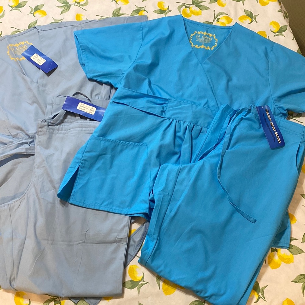 2 Scrub Set size small blue